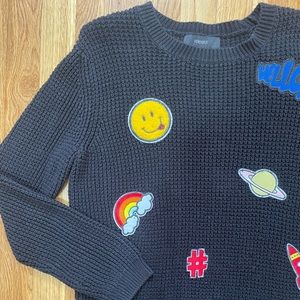 Forever 21 knit sweater with detailing